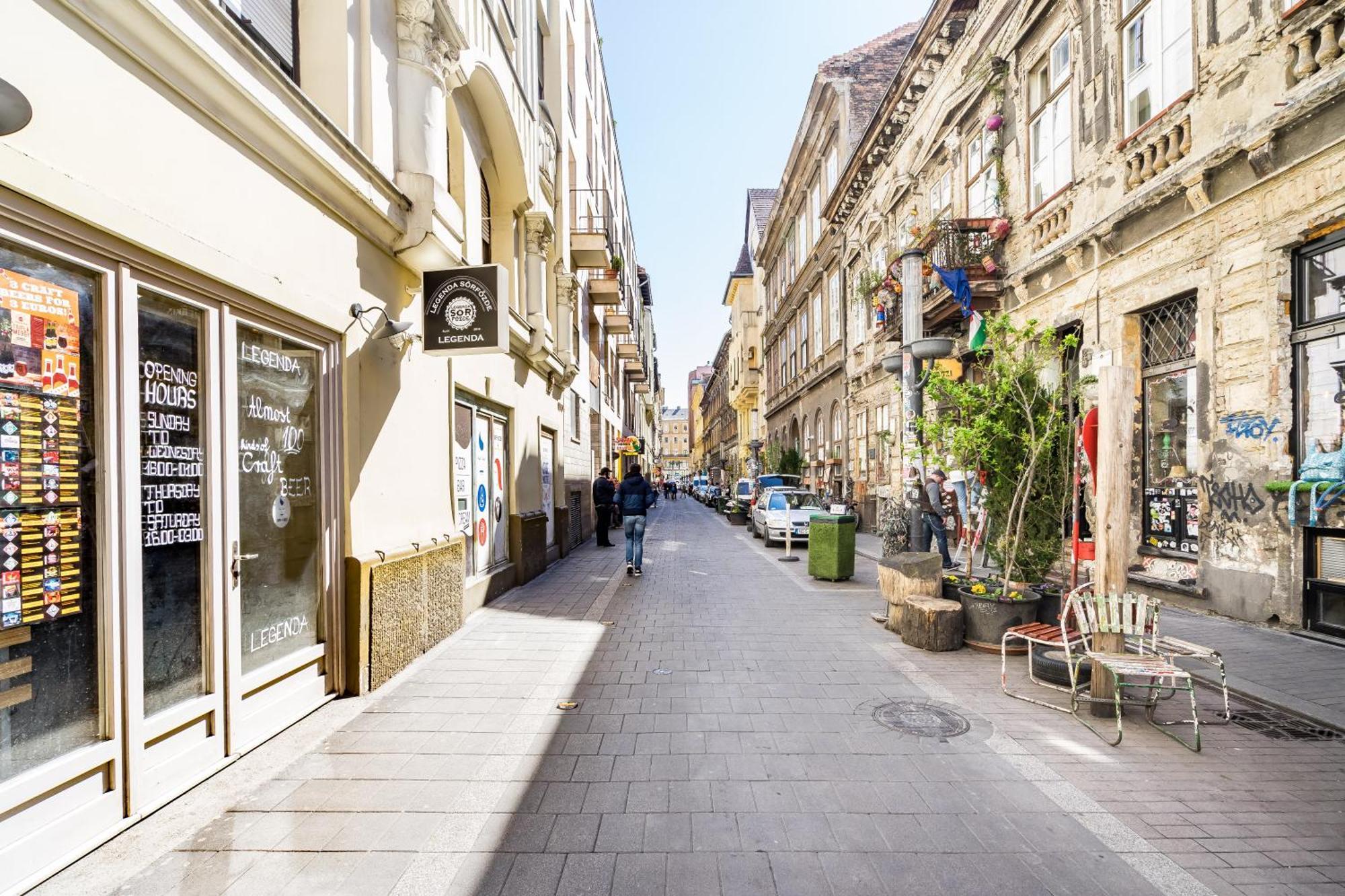 K10 - Kazinczy Street Heritage Suite - Best Location By Bqa Budapest Exterior photo