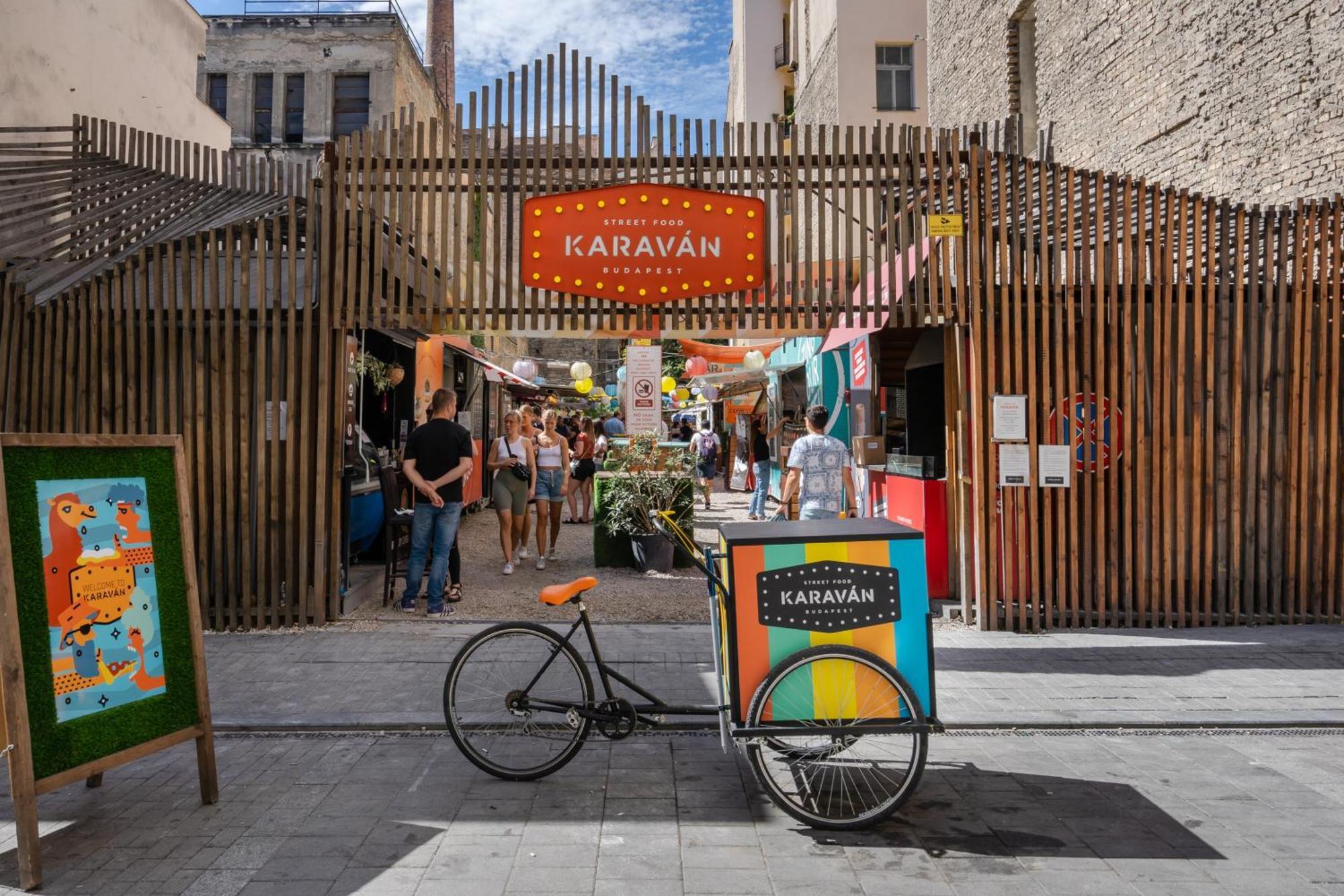 K10 - Kazinczy Street Heritage Suite - Best Location By Bqa Budapest Exterior photo